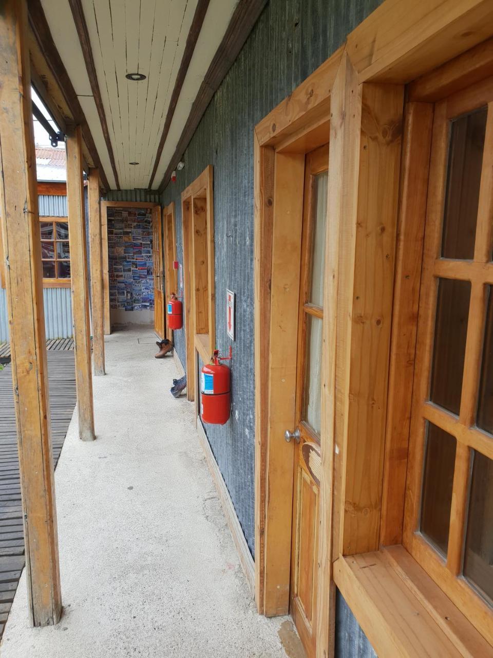 Lo De Momo Alojamiento Turistico Hostel Ushuaia Exterior photo